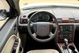 Used 2009 Ford Taurus SEL image 5