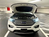 Used 2022 Ford Explorer Limited w/ Limited Technology Package image 4