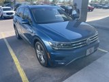 Used 2018 Volkswagen Tiguan SEL Premium image 3
