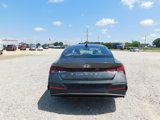 New 2025 Hyundai Elantra SE image 6