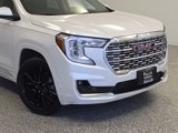 Used 2022 GMC Terrain Denali w/ Denali Premium Package image 2
