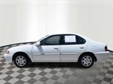 Used 1999 Nissan Altima XE image 3