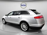 Used 2019 Lincoln MKT AWD image 5