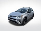 Used 2017 Toyota RAV4 SE image 3
