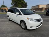 Used 2016 Toyota Sienna XLE image 5