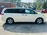 Used 2011 Toyota Sienna image 5