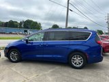 Used 2021 Chrysler Pacifica Touring w/ Cold Weather Group image 6
