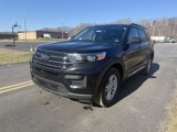 Used 2022 Ford Explorer XLT image 3