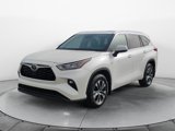 Used 2020 Toyota Highlander XLE image 3