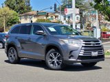 Certified 2018 Toyota Highlander LE image 2