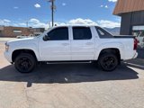 Used 2009 Chevrolet Avalanche LT w/ Luxury Package image 3