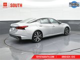 Used 2022 Nissan Altima 2.5 SR image 2