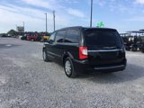 Used 2014 Chrysler Town & Country Touring image 5