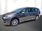 Used 2020 Chrysler Pacifica Limited image 2