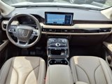 Used 2021 Lincoln Nautilus Reserve image 4