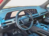 New 2026 Cadillac Vistiq Luxury image 3