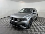 Used 2021 Volkswagen Tiguan SE image 2