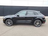 Used 2024 Porsche Macan image 2