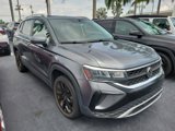 Used 2022 Volkswagen Taos SE w/ Panoramic Sunroof Package image 4