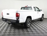 Used 2018 Toyota Tacoma SR image 4