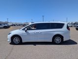 Used 2017 Chrysler Pacifica Touring image 3