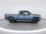 Used 2008 GMC Sierra 2500 SLE w/ Z71 Off-Road Package image 2