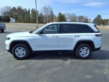 Certified 2023 Jeep Grand Cherokee Laredo image 2