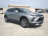 Used 2023 Chevrolet Blazer LT image 2