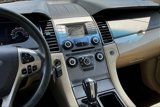Used 2018 Ford Taurus SE image 6