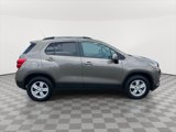 Used 2022 Chevrolet Trax LT w/ Driver Confidence Package image 4