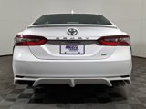 Used 2022 Toyota Camry SE image 4