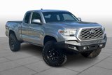 Used 2016 Toyota Tacoma SR image 2
