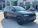 Used 2018 Jeep Grand Cherokee Laredo image 3