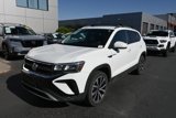 Used 2022 Volkswagen Taos SE image 4