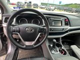Used 2018 Toyota Highlander LE image 6