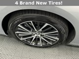 Certified 2022 Lexus ES 350 w/ Premium Package image 4