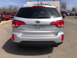 Used 2015 Kia Sorento LX image 6