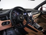 Certified 2025 Porsche Macan image 4