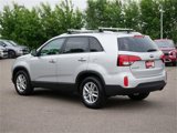 Used 2015 Kia Sorento LX image 5