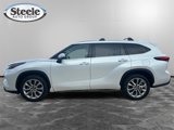 Used 2022 Toyota Highlander Limited image 2