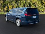 New 2025 Chrysler Pacifica Select image 3