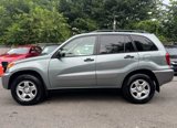 Used 2005 Toyota RAV4 4WD image 3