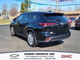 Used 2023 Toyota Highlander Limited image 4