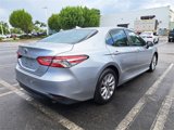 Used 2020 Toyota Camry LE image 4