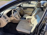 Used 2015 Nissan Altima 2.5 SV w/ Convenience Package image 4