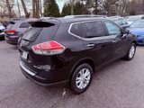 Used 2016 Nissan Rogue SV w/ SV Premium Package image 4