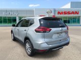 Used 2018 Nissan Rogue SV w/ Premium Package image 3