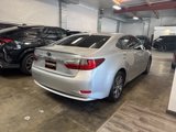 Used 2016 Lexus ES 300h w/ Navigation System Package image 4