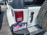 Used 2015 Jeep Wrangler Unlimited Sahara image 5