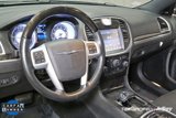 Used 2014 Chrysler 300 C image 2